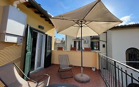 Appartamento Firenze Centro Amorino Con Terrazzo